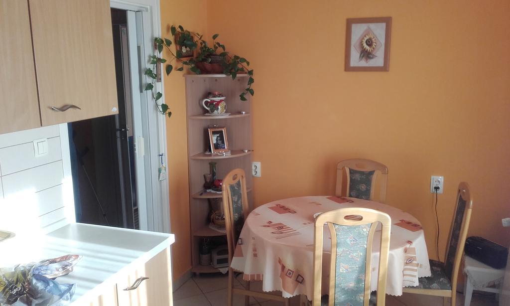Apartment Moni Rijeka Bagian luar foto